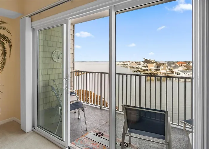 Amazing Bay Front 2 Bedroom At Captiva Bay