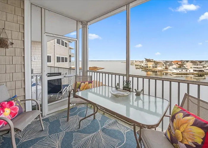 Amazing Bay Front 2 Bedroom At Captiva Bay Holiday home *