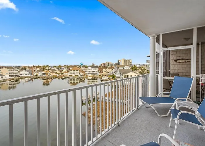 Holiday home Amazing Bay Front 2 Bedroom At Captiva Bay Ocean City