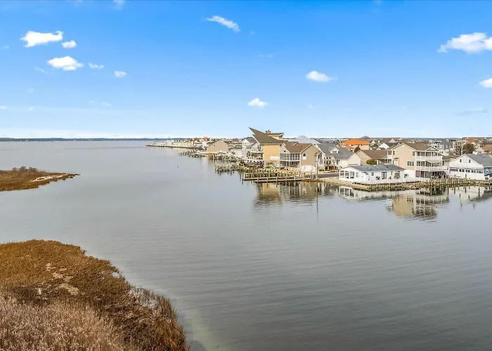 Amazing Bay Front 2 Bedroom At Captiva Bay Holiday home *