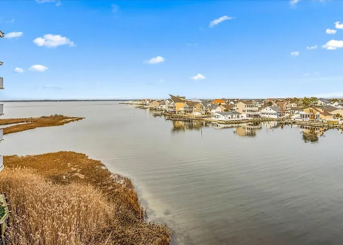Amazing Bay Front 2 Bedroom At Captiva Bay Holiday home